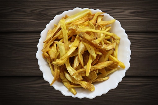 Jackfruit chips is the most popular snack fried in kerala. alos known as Chakka Chips a good source of potassium which can help in reducing blood pressure and prevent risk of heart diseases.
