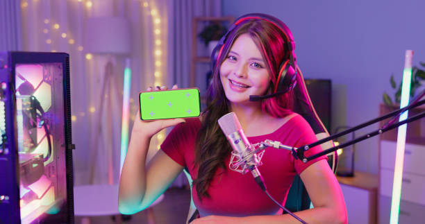 istock cybersport gamer live streaming 2089096681