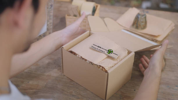 istock Eco-Friendly Packaging in Ceramics Business 2090323842