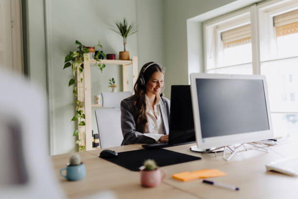 istock Woman working at call center 2090780261