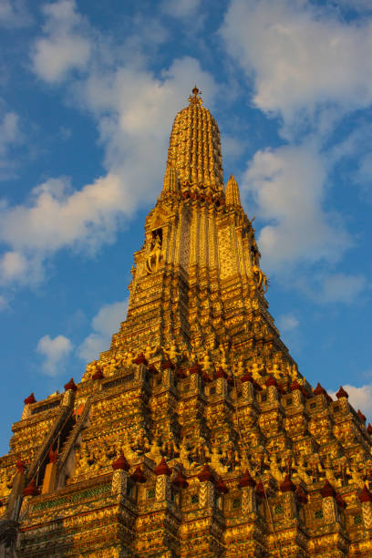 istock Wat Arun buddhist temple at Bangkok, Thailand 2091118342