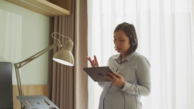Asian pregnant women enjoy working towards digital transformation of the workforce