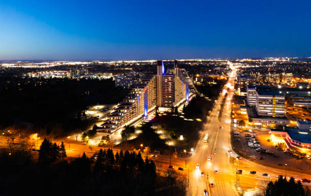 istock Blue hour in city of Montreal 2091781030