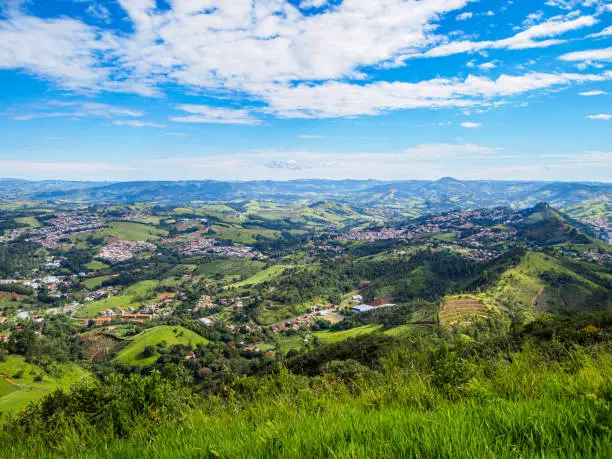 Lookout view to São Paulo's inland.