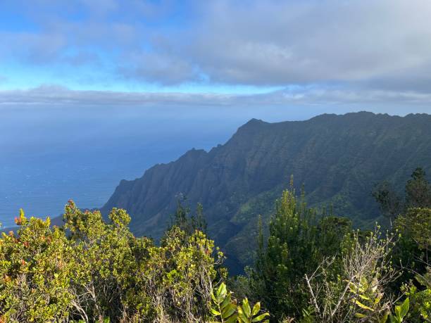 istock Kalalau Valley overlook, Kauai 2092393384