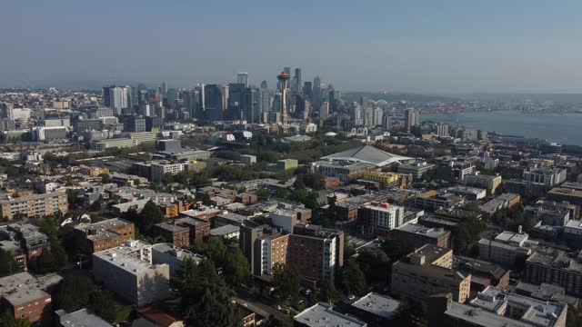 Aerial video of the skyline of the city of Seattle, USA