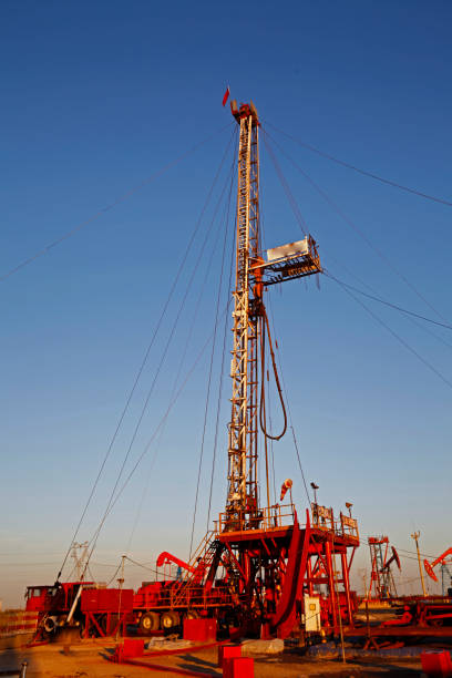 istock Oil drilling equipment 2092667428