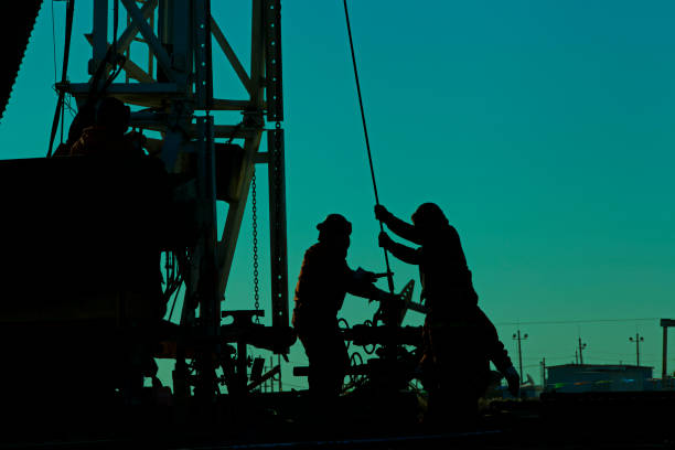 Oil drilling exploration, the oil workers are working