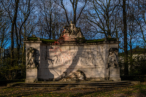Monument aux pionniers belges au Congo, author: Thomas Vincotte (1921) nel Parc du Cinquantenaire, Bruxelles