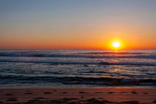 maroubra  beach, (bedegal) sydney, nsw, australia - maroubra beach zdjęcia i obrazy z banku zdjęć