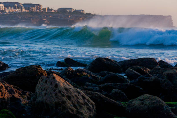 maroubra  beach, (bedegal) sydney, nsw, australia - maroubra beach stock-fotos und bilder