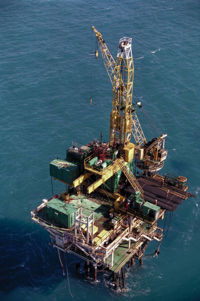 istock Fixed type oil rig for shallow water, Alagoas, Brazil 2094019503