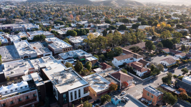 istock Historic Downtown San Luis Obispo 2094557567