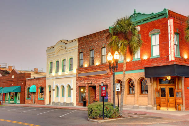 istock Fernandina Beach on Amelia Island 2095112190