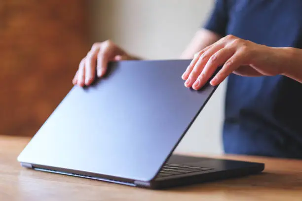 Closed Laptop Pictures | Download Free Images on Unsplash