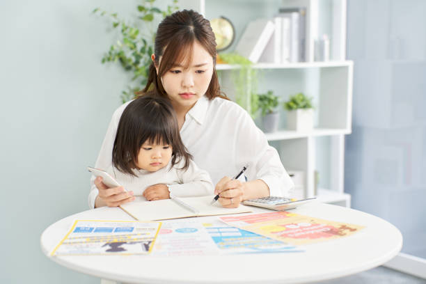 istock A woman choosing lessons for her child 2095989246