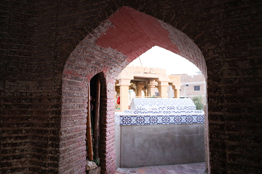 Constructed in 1607 under the rule of Masoom Shah, during Akbar's reign, the Masoom Shah Minaro stands tall at approximately 31 meters. This red brick edifice, with an internal stone staircase, likely functioned as a watchtower. Adjacent lies a cemetery where Mir Masoom Shah and his kin rest, encompassing a rich historical narrative.