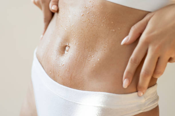 istock Cropped slim female body 2096243056