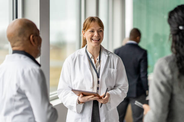 istock Medical Professionals Meeting 2096528055