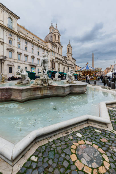 navona square and its fountains in rome, italy - rome cafe art italy fotografías e imágenes de stock