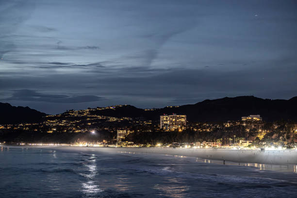istock SANTA MONICA TRAVEL 2099834749