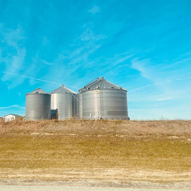 istock House in mid west America Minnesota 2100054628