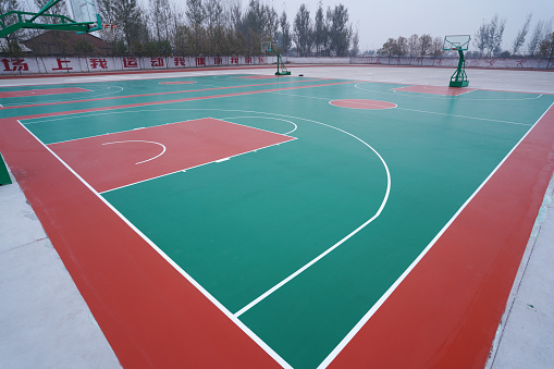 Outdoor basketball court, school rubber basketball court