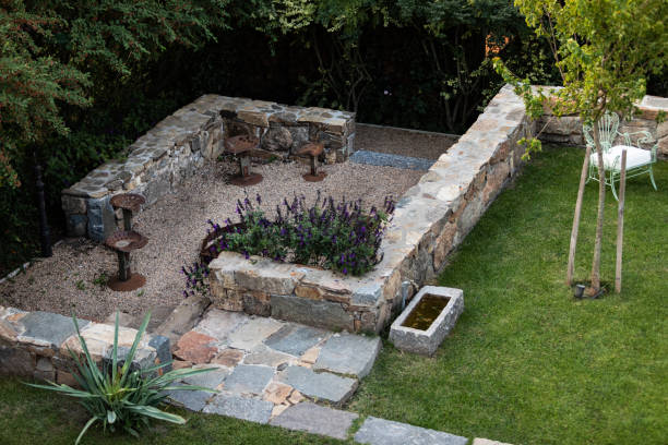 istock Architecture, landscaping and garden design 2100502032