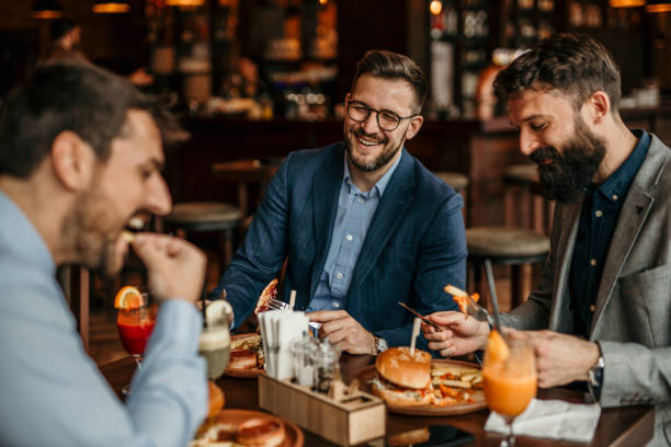 istock Business strategy over burgers 2100957135