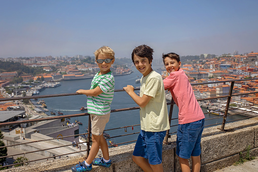 Primary school students posing on Afyonkarahisar Mevlevi Konağı Street. May 18, 2015