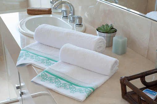 Beautiful bathroom with white towels