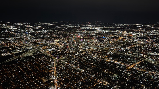 Luchtfoto in de nacht genomen van Minneapolis Minnesota