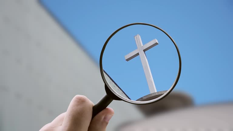 Focusing on a Christian cross