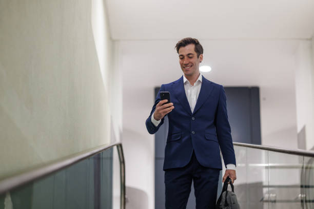 istock A Business Traveller on the Escalator 2102305809