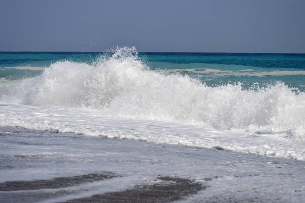 A high splash of the sea wave