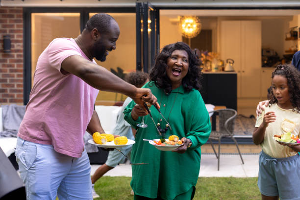 istock Fun Family Weekend BBQ 2103929388