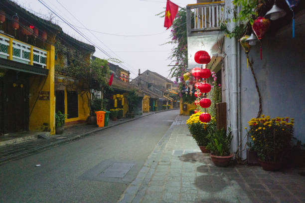 istock Dawn in Hoi An old town 2104051739