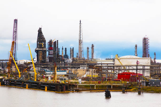 Oil refinery in Beaumont, Port Arthur, USA. Oil refinery in Beaumont, Port Arthur, USA. beaumont tx stock pictures, royalty-free photos & images