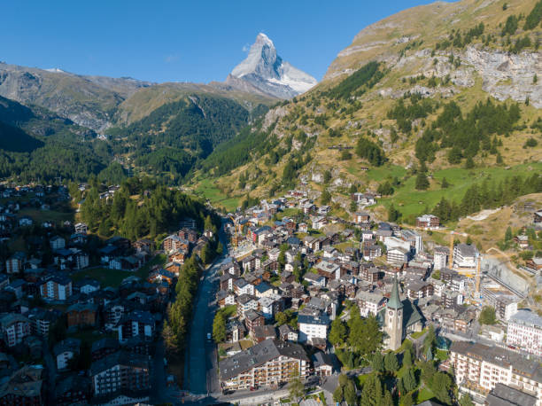 istock Skyline - Zermatt, Switzerland 2104733224