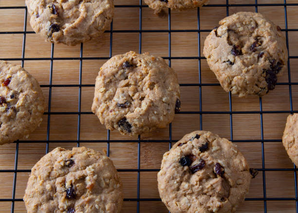istock Tasty oatmeal cookies 2105580302