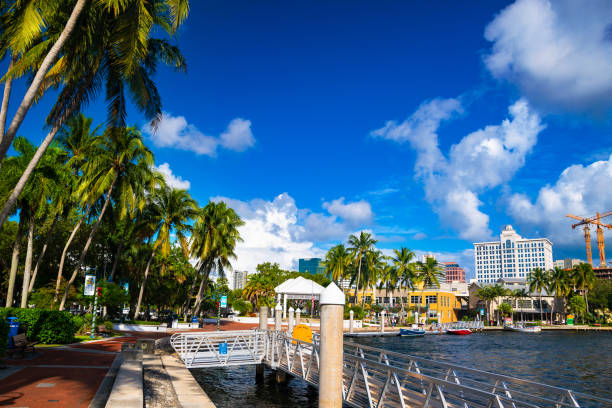 istock Fort Lauderdale Downtown Scene With River And Palm Trees 2105625144