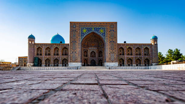 istock Sherdor Madrassah, Registan square, Samarkand 2106406085