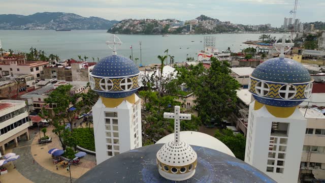 Drone Video: Retreating from Acapulco's Zocalo after Otis