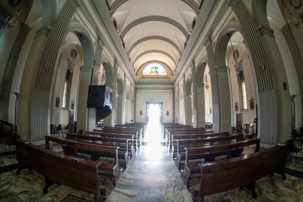 Interno del Santuario della Madonna del Transito di Canoscio in Umbria