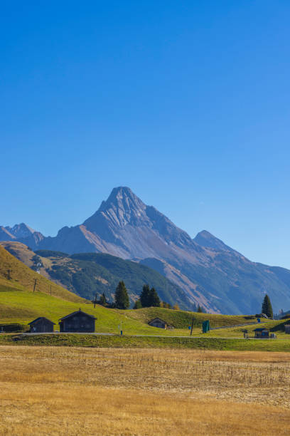 landscapes near kalbelesee, hochtann mountain pass, warth, vorarlberg, austria - kalbelesee foto e immagini stock