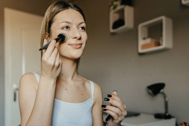 istock The first brushstroke of beauty 2109086564