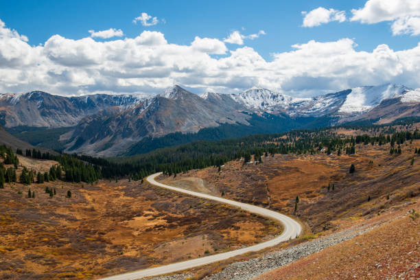 istock Cottonwood Pass in Autumn 2109314489