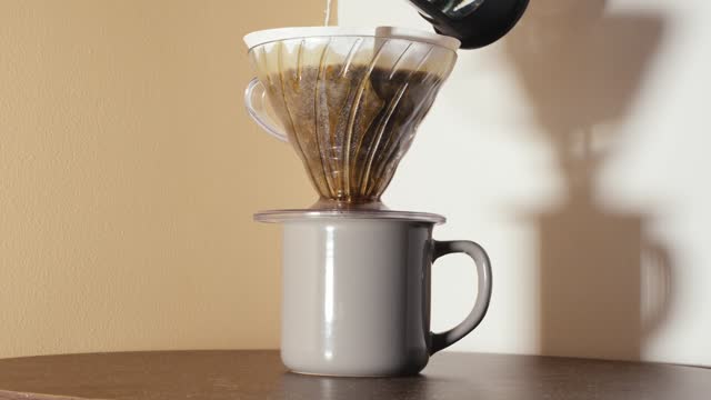Fresh Coffee: Pouring Over with V60