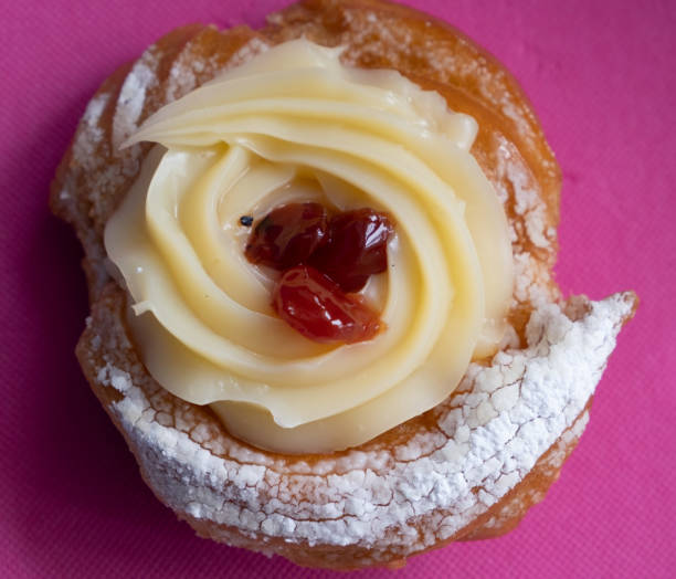 istock Zeppole of father's day 2111498094