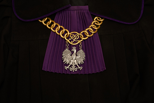 Polish court, gown with purple ruffle and judge's chain